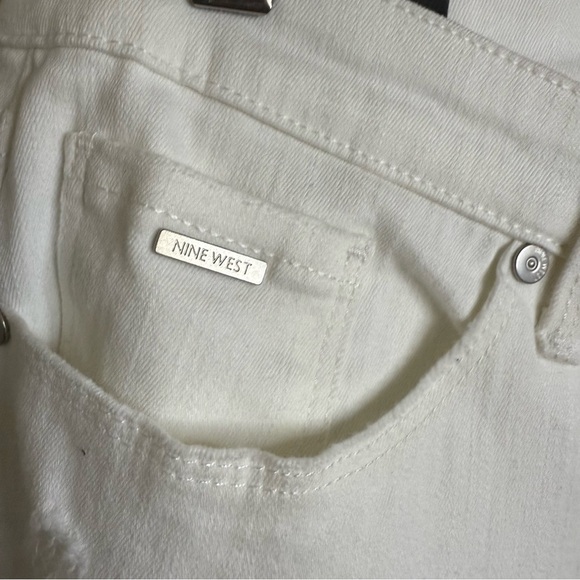Nine West | White High Rise Distressed Gramercy Skinny Ankle Jeans | Sz 14 - Picture 3 of 9